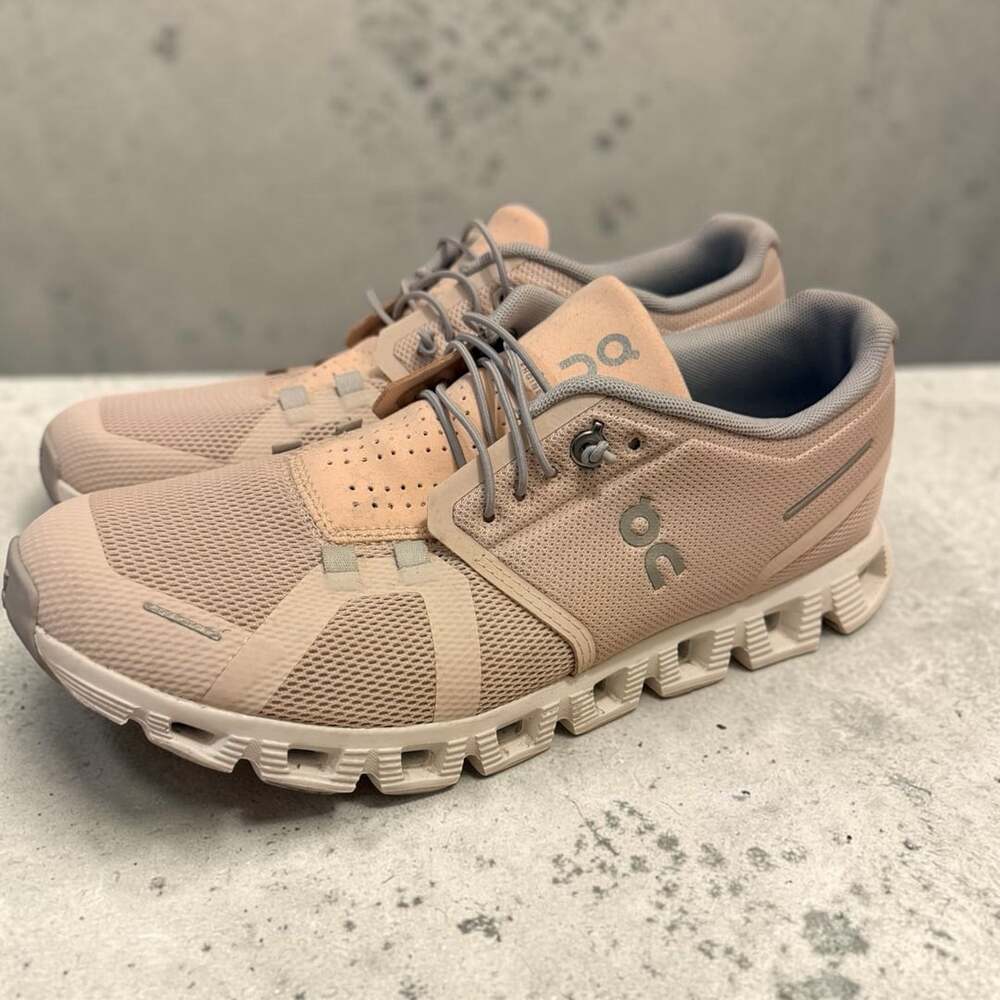 On Cloud 5 Size US W9 Rose Brown Fog Sneakers- Womens